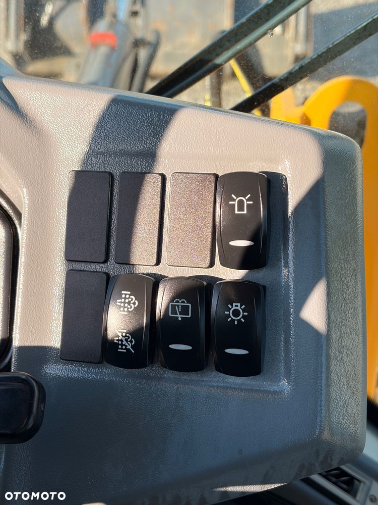 Volvo L30G - 20