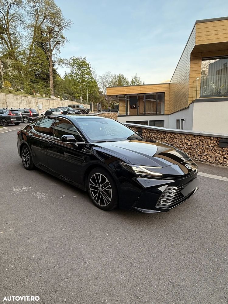 Toyota Camry 2.5 HEV Luxury - 10