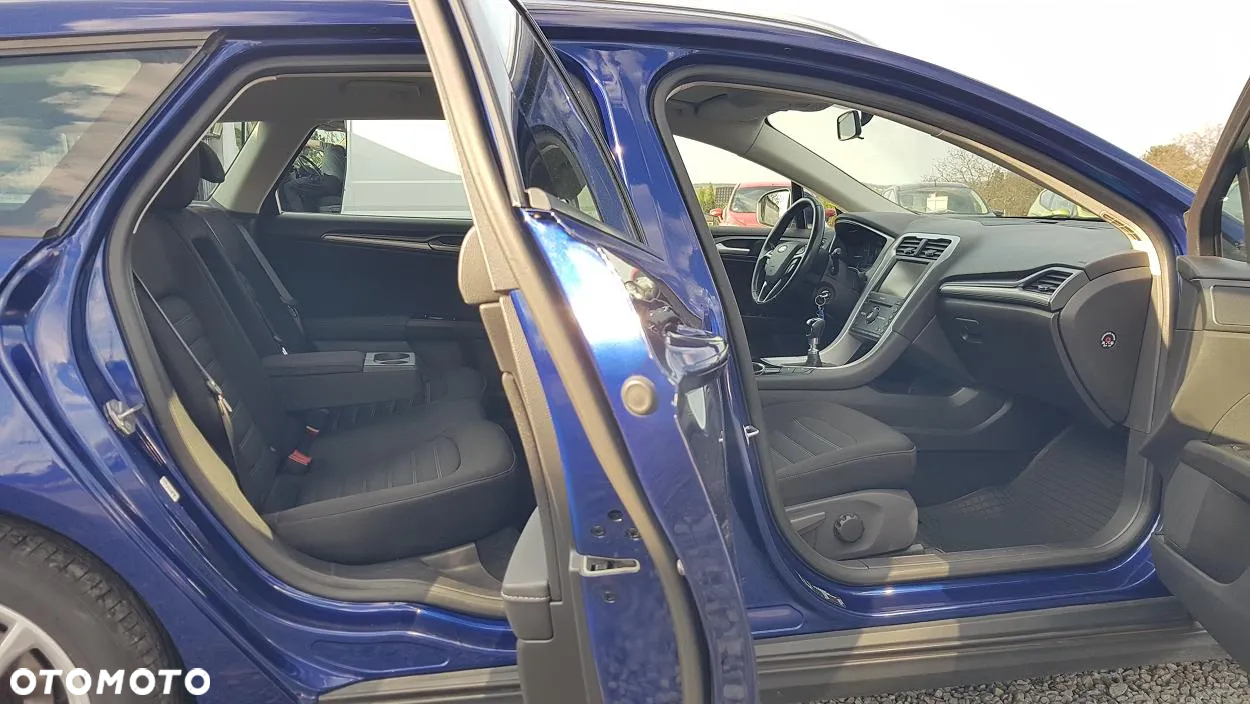 Ford Mondeo 2.0 TDCi Ambiente - 30
