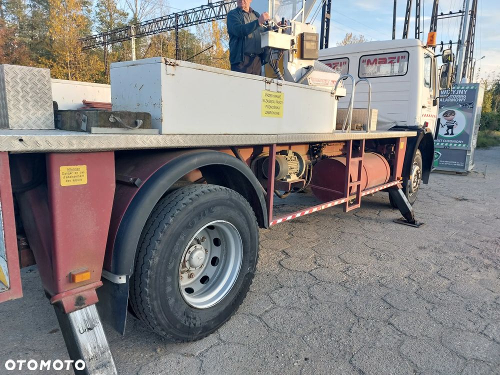 Mercedes-Benz 1414 - 18