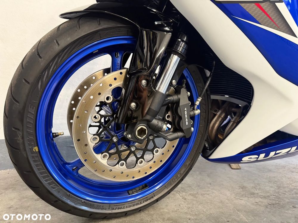 Suzuki GSX-R - 7