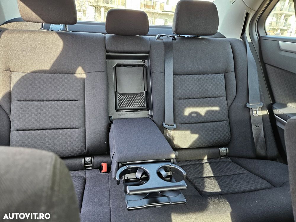 Mercedes-Benz E 200 CGI BlueEFFICIENCY 7G-TRONIC Avantgarde - 12