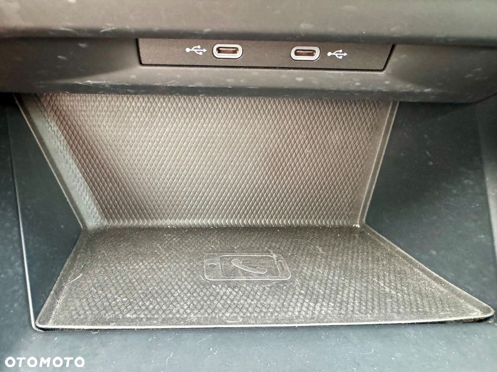 Volkswagen Golf - 39