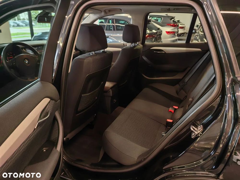 BMW X1 sDrive20d Sport Line - 8