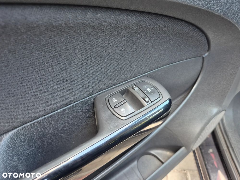 Opel Corsa 1.4 16V Color Elegance - 33