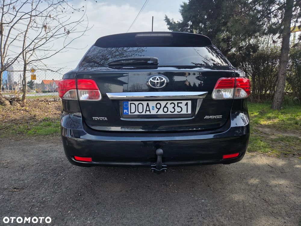Toyota Avensis Touring Sports 1.8 Business Edition - 4