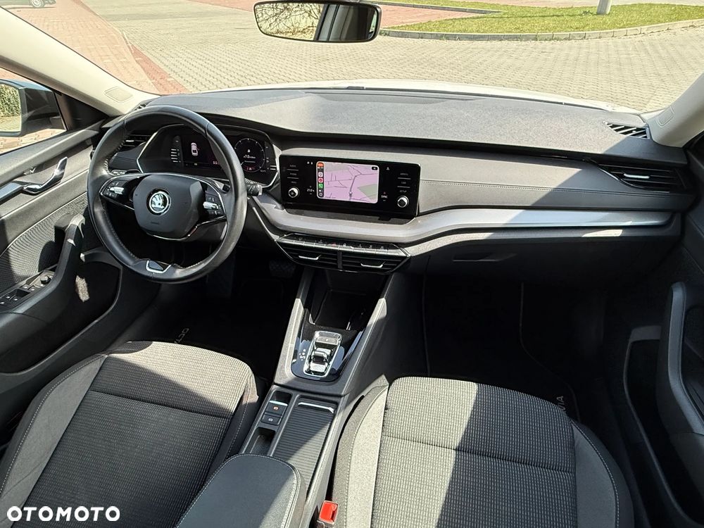 Skoda Octavia 2.0 TDI SCR Ambition DSG - 9