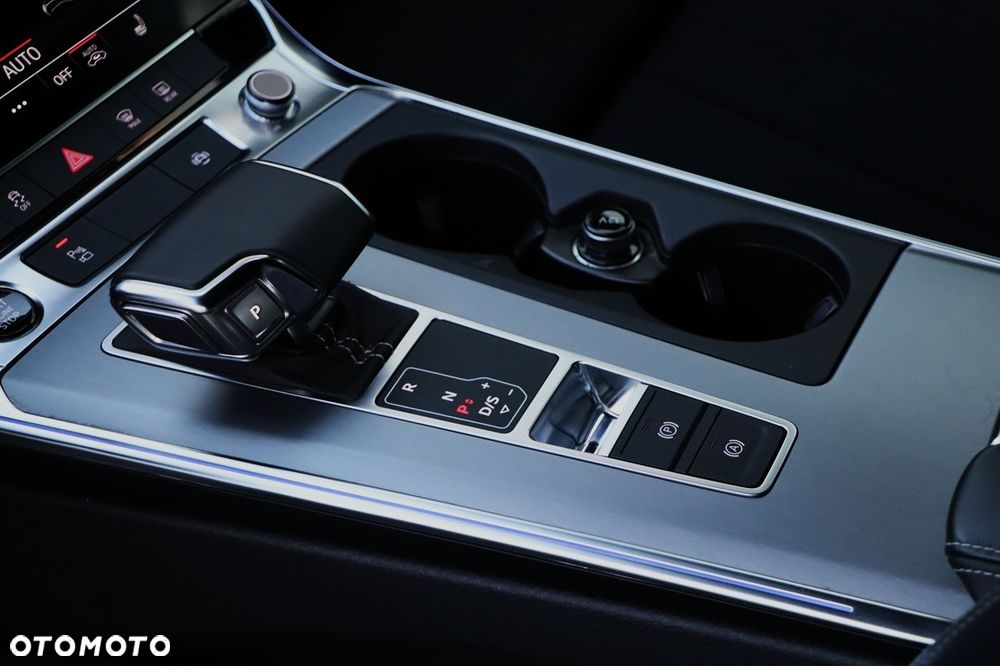 Audi A6 Avant - 28