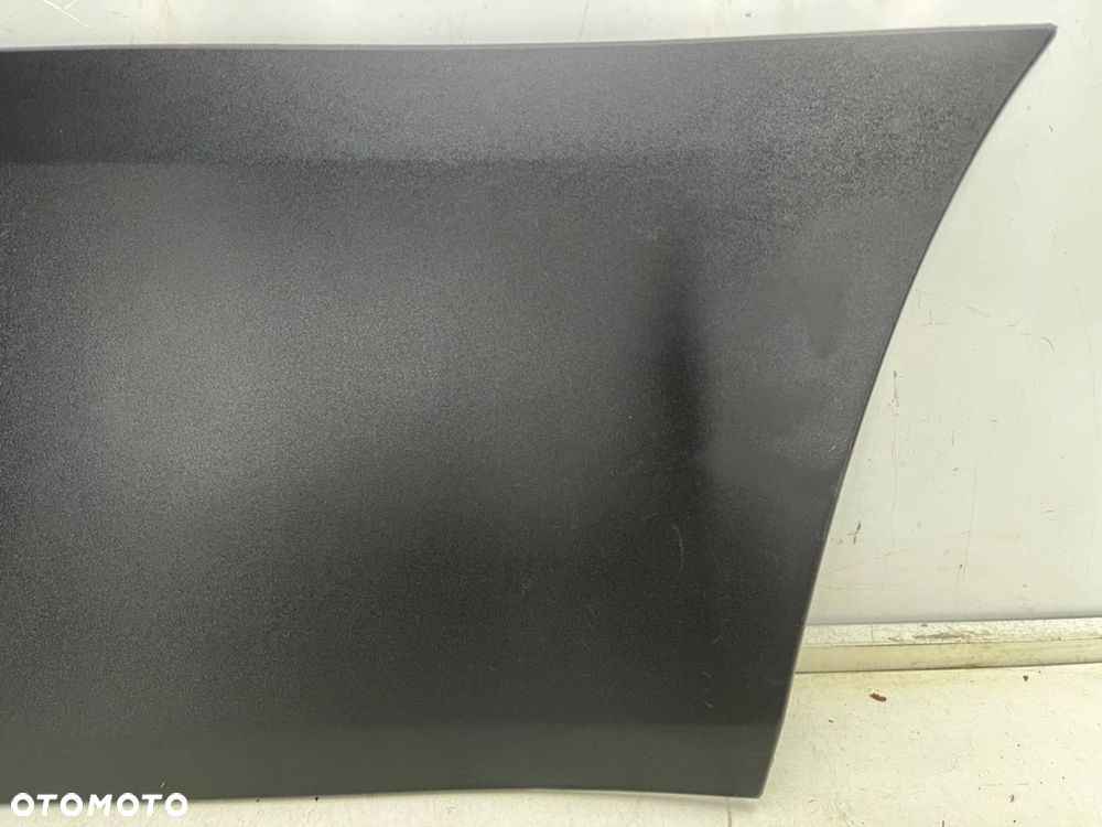 Listwa Iveco Daily 4 IV 14r.- prawa przednia dolna nakładka drzwi pasażera prawy przód 5801808059 - 4