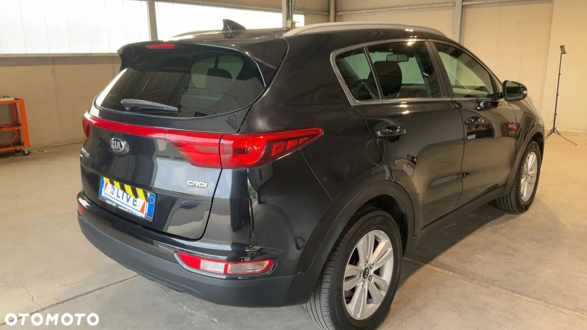 Kia Sportage 1.7 CRDI 2WD Dream-Team Edition - 4