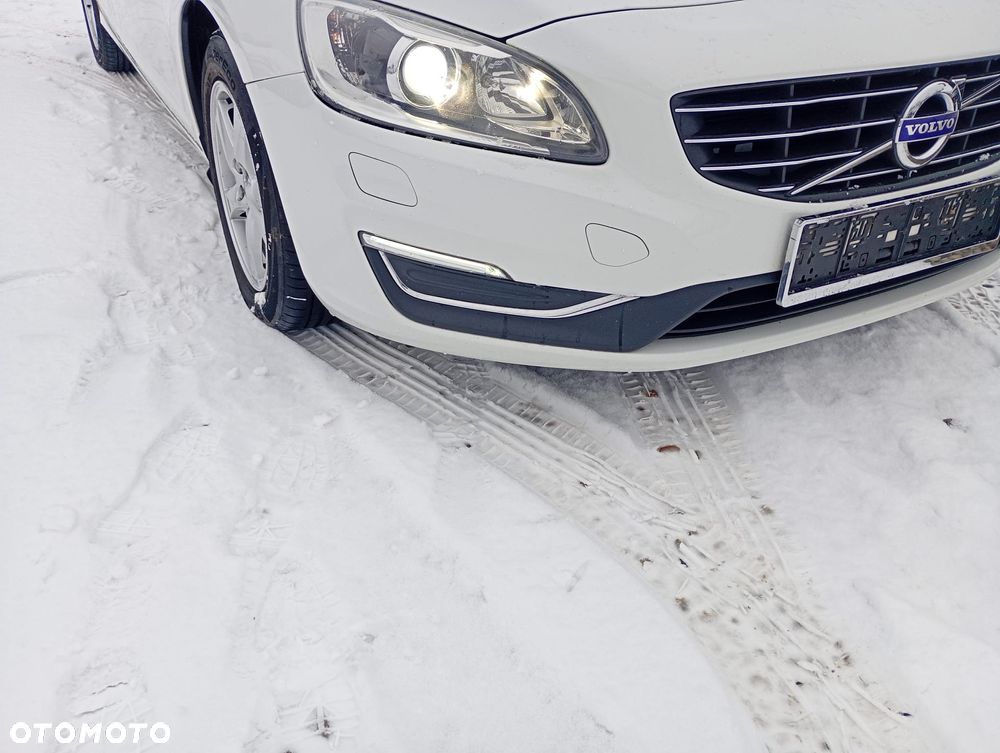 Volvo S60 D3 Drive-E Dynamic Edition (Momentum) - 24