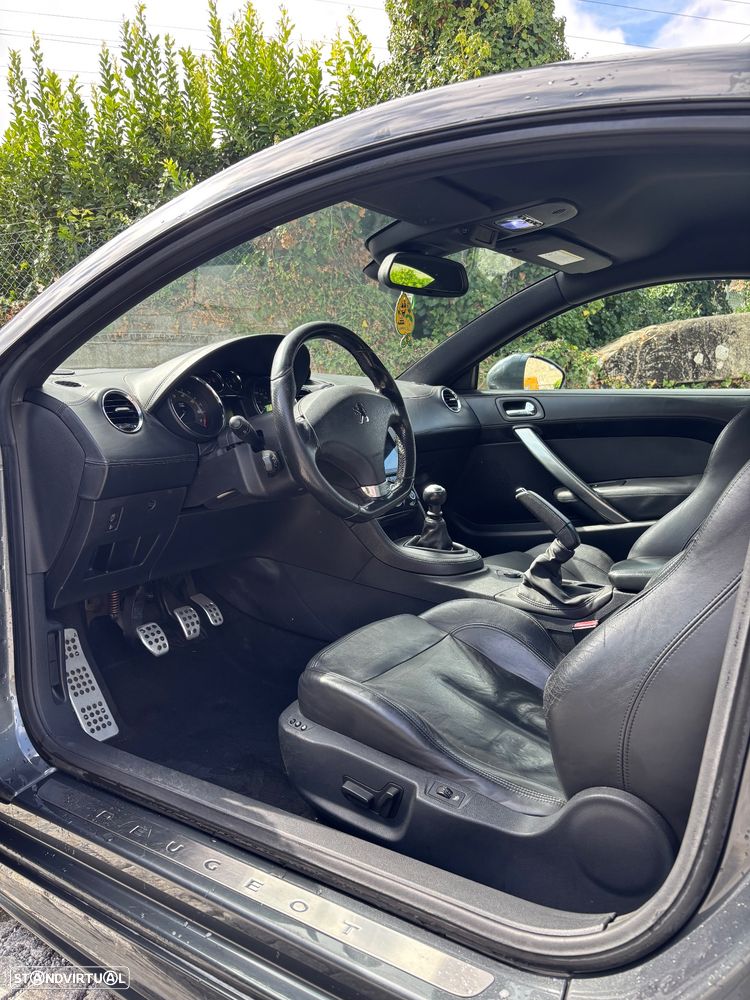 Peugeot RCZ 1.6 200 THP - 13