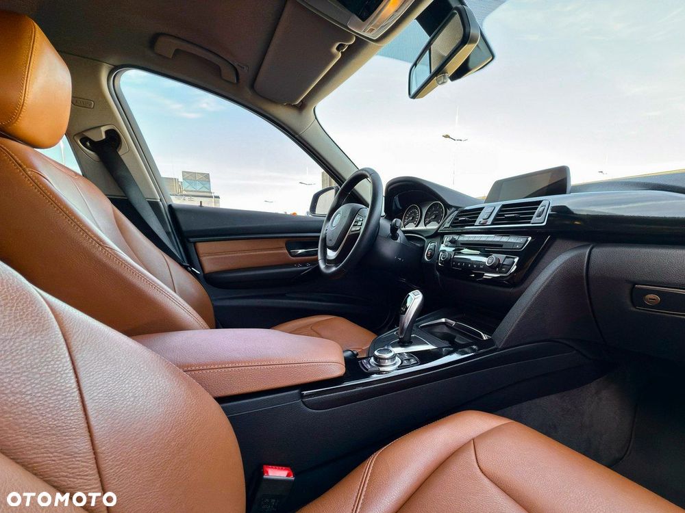 BMW Seria 3 320d Efficient Dynamics - 25