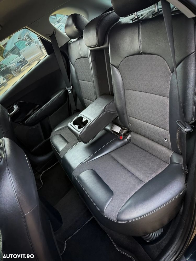 Kia Niro 1.6 GDI HEV 2WD OPF Aut. Edition 7 - 8