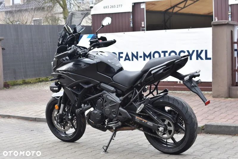 Kawasaki Versys 650 - 24