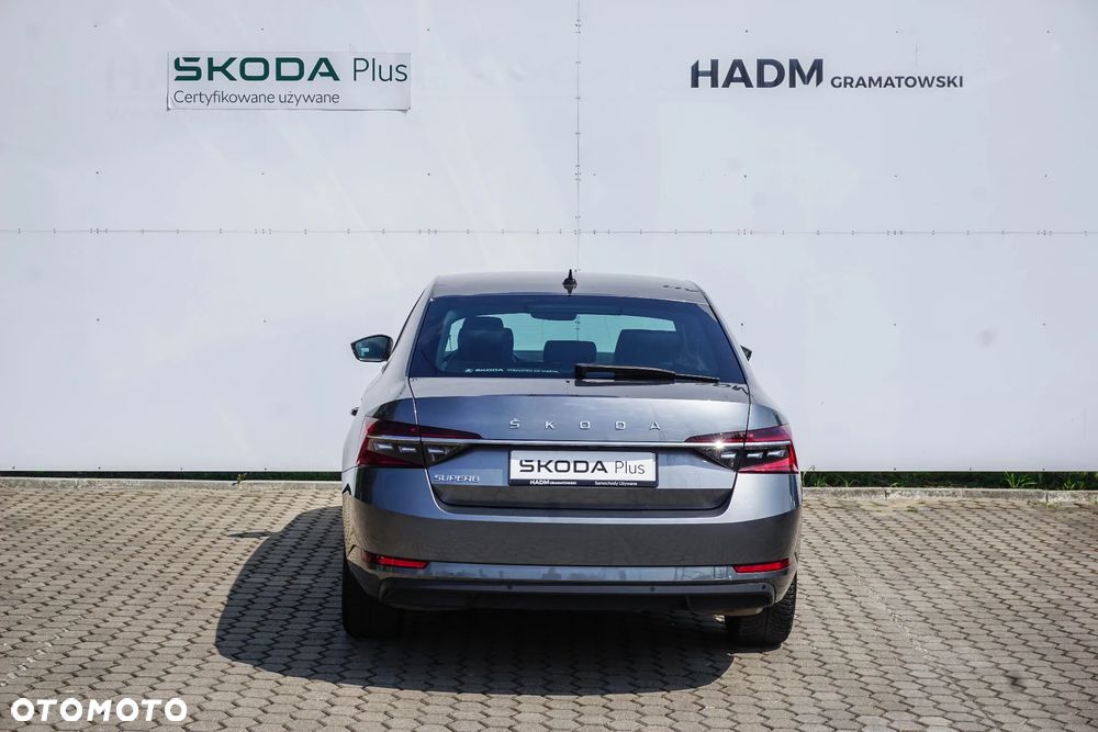 Skoda Superb 2.0 TSI Style DSG - 7