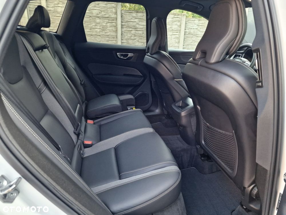 Volvo XC 60 B4 B Geartronic RDesign - 21