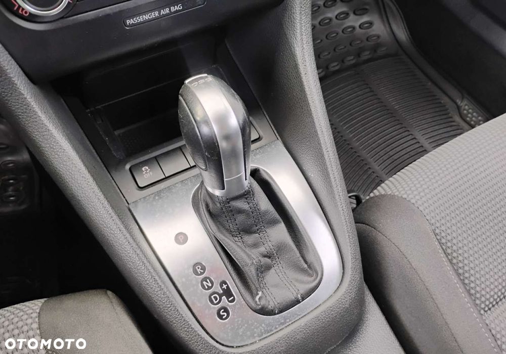 Volkswagen Golf - 19