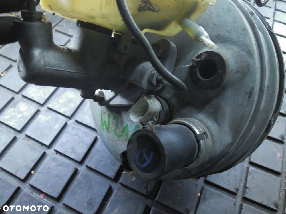 SERWO HAMULCOWE MERCEDES E W210 A0044306330 - 2