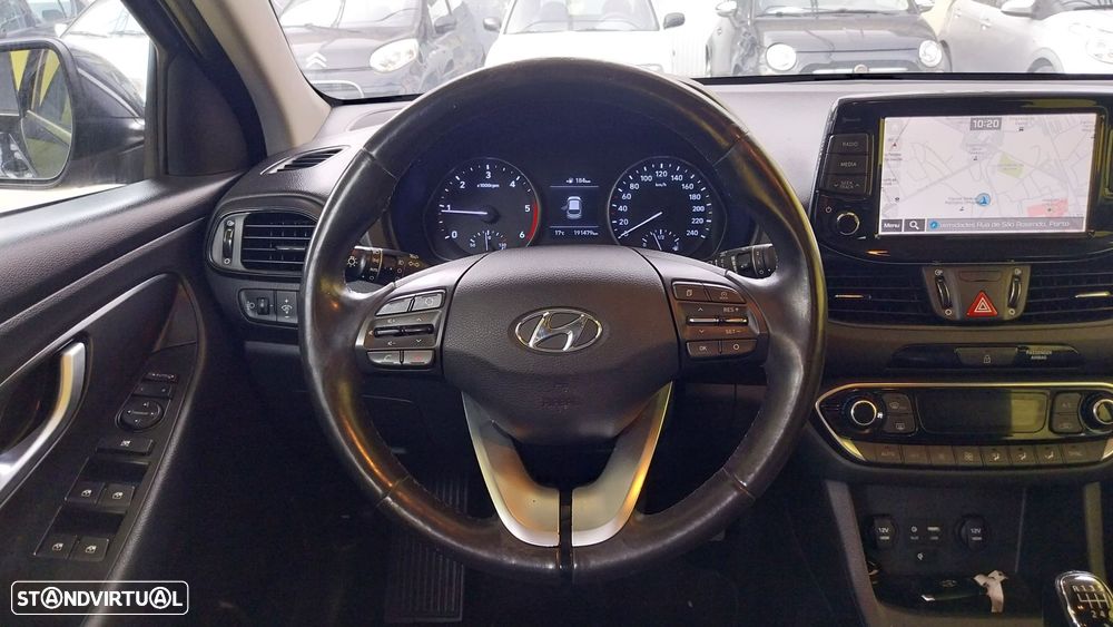 Hyundai i30 SW 1.6 CRDi Comfort - 16