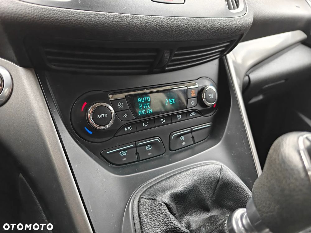 Ford Kuga 2.0 TDCi 2x4 Trend - 15