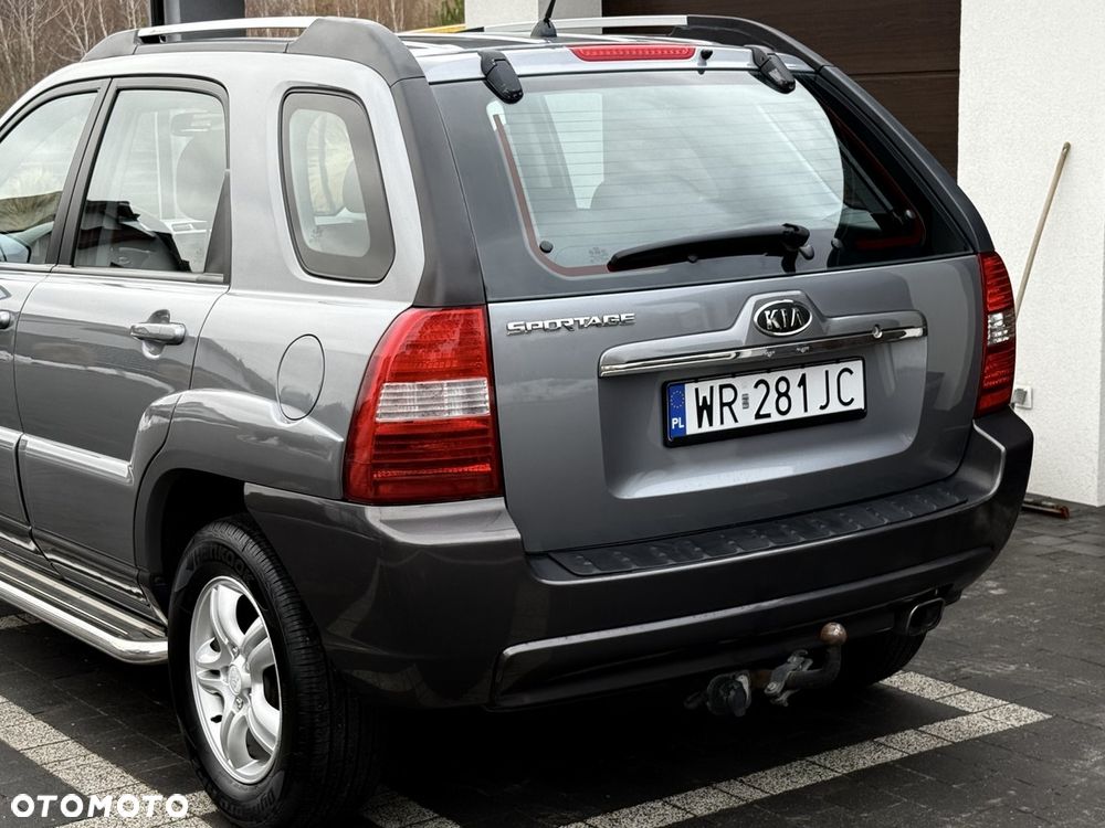Kia Sportage 2.0 Tour 2WD - 33