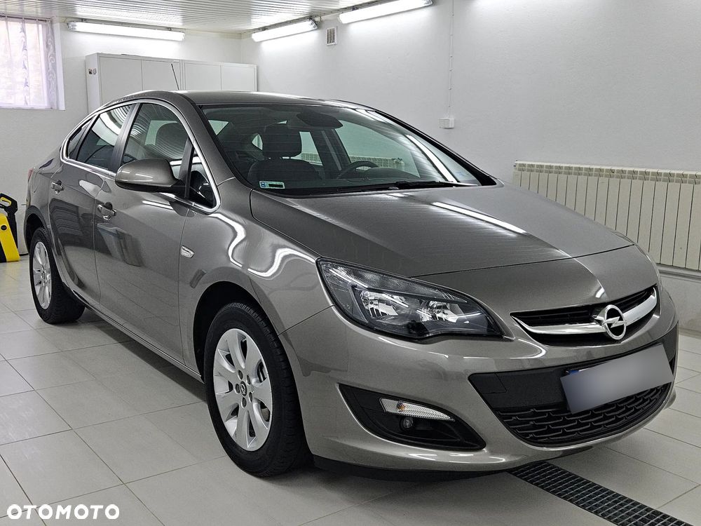 Opel Astra - 17