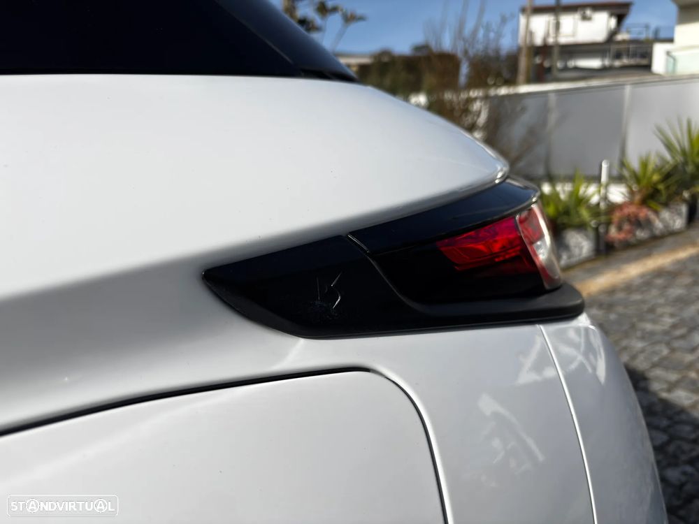 DS DS3 Crossback PureTech 100 PERFORMANCE LINE - 11