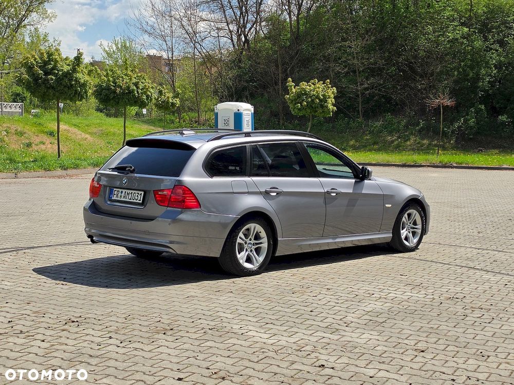 BMW Seria 3 318d - 7