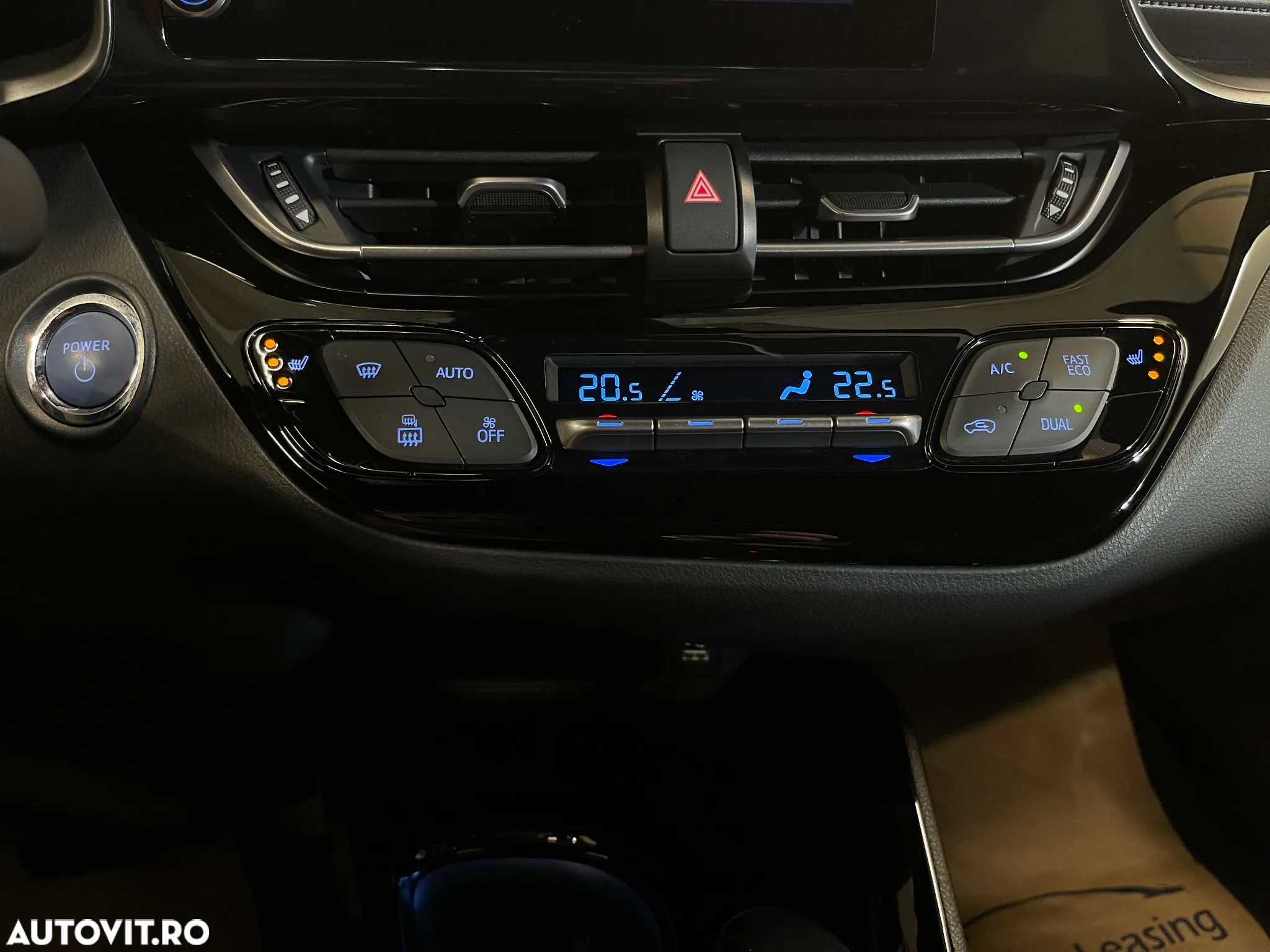 Toyota C-HR 2.0 HSD 184 CP 4x2 CVT Style - 17
