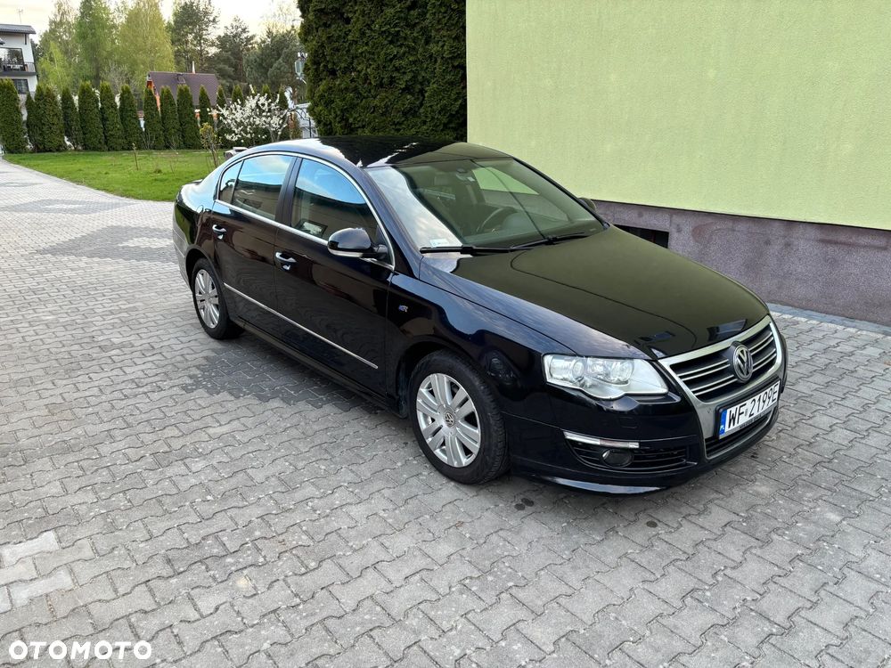 Volkswagen Passat 2.0 TDI DPF Highline - 4