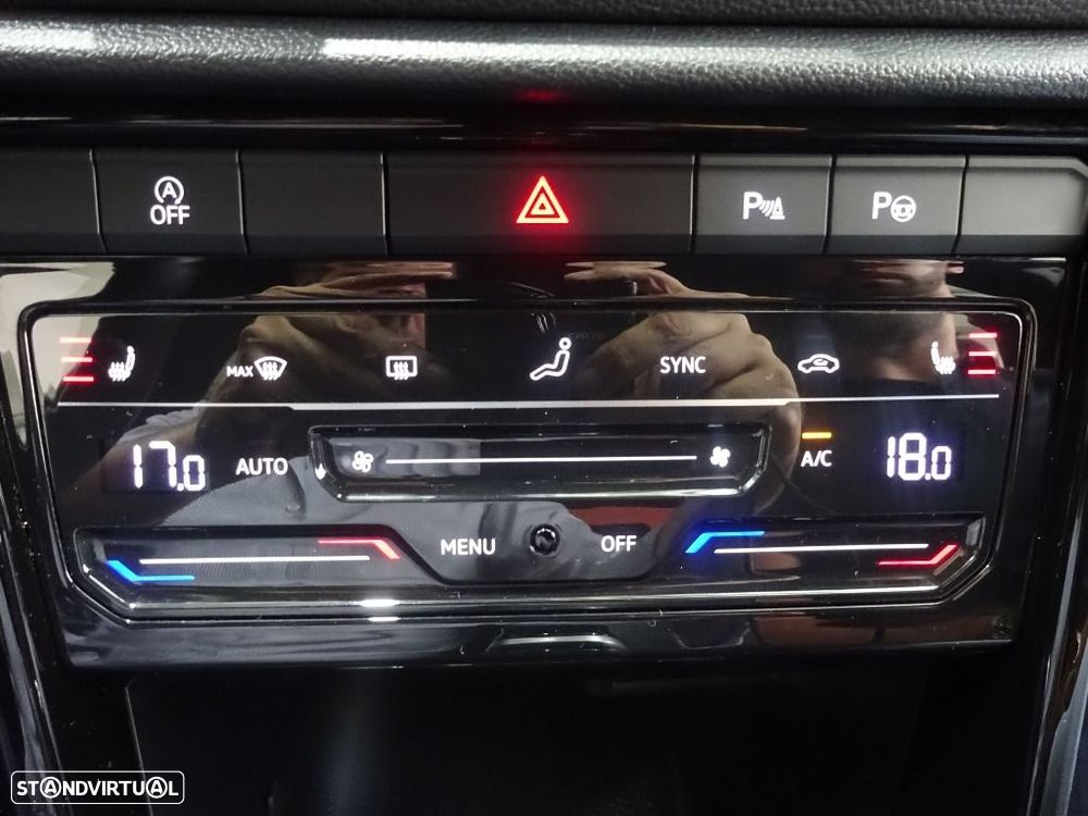 VW T-Roc 1.5 TSI R-Line DSG - 29