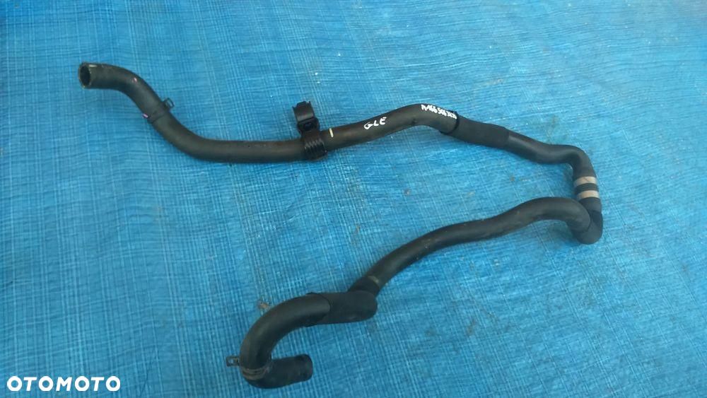 Mercedes W166 GLE 4.0i Przewód Wody Chłodnicy A1665063235 - 1