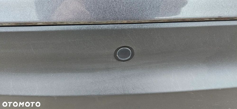 Toyota C-HR Business-Edition - 17