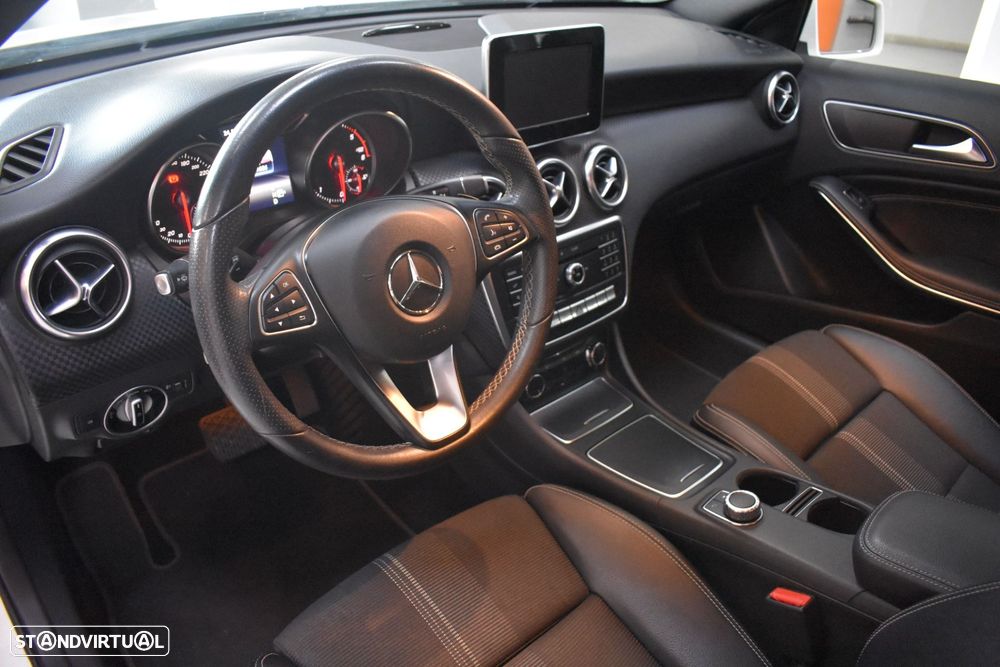 Mercedes-Benz A 180 d Urban - 29