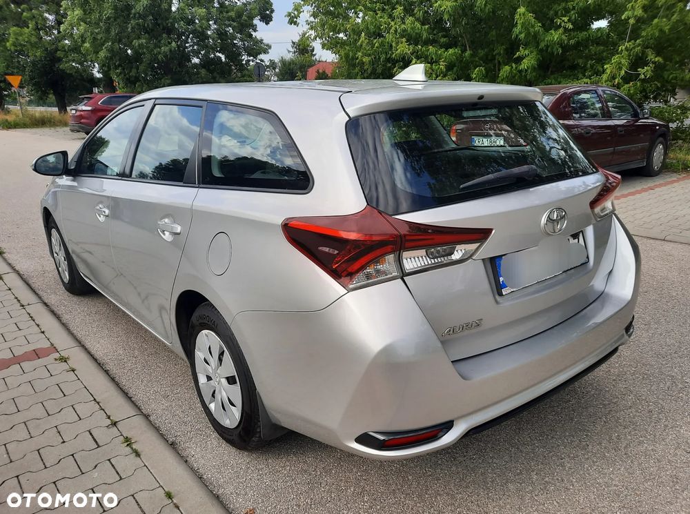 Toyota Auris 1.6 Active - 4