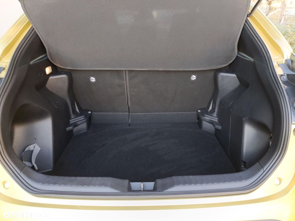 Toyota Yaris Cross Hybrid 1.5 Comfort - 19