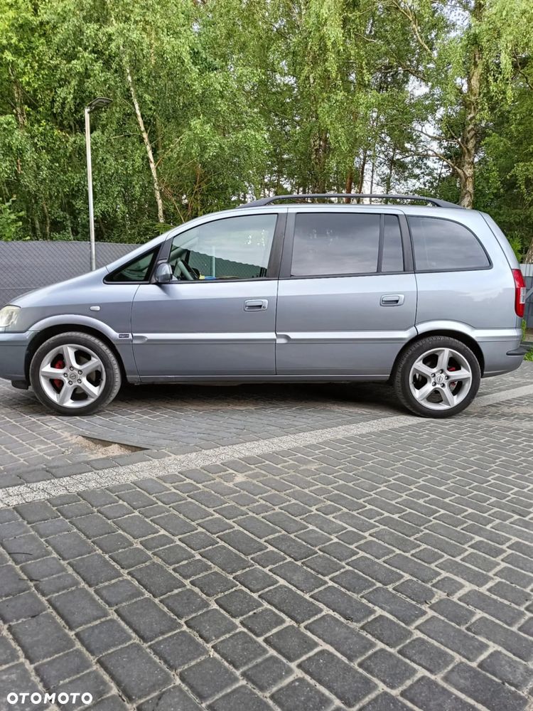 Opel Zafira 1.8 16V Elegance - 4
