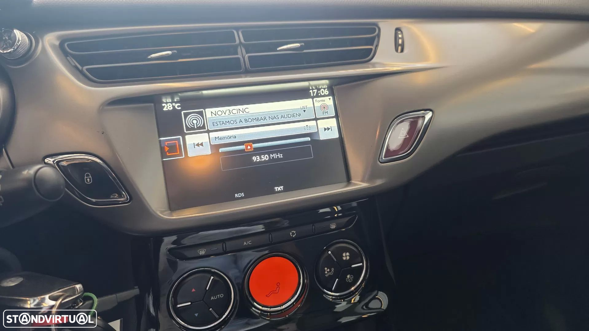 Citroën C3 1.6 BlueHDi Exclusive - 34