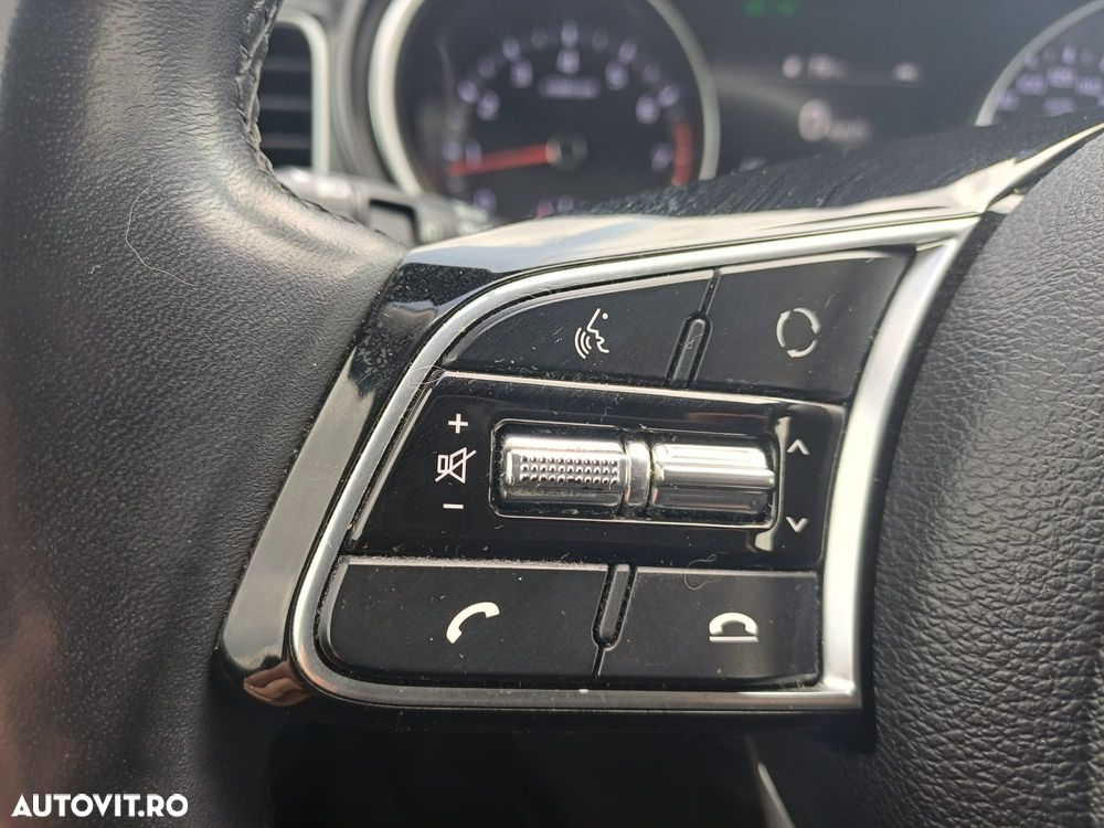 Kia XCeed 1.5 T-GDI 6MT Style - 15