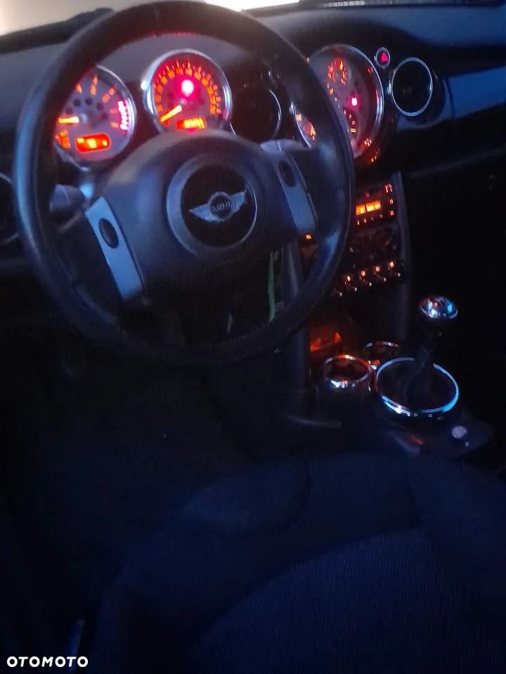 MINI Cooper Standard - 8