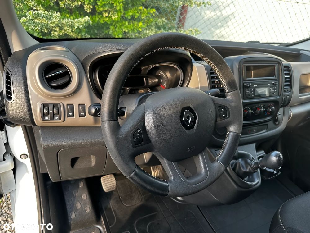 Renault Trafic - 6