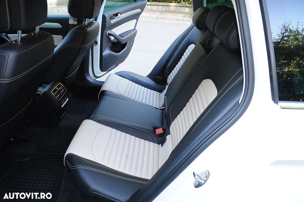 Volkswagen Passat 2.0 TDI DSG 4Motion Highline - 26