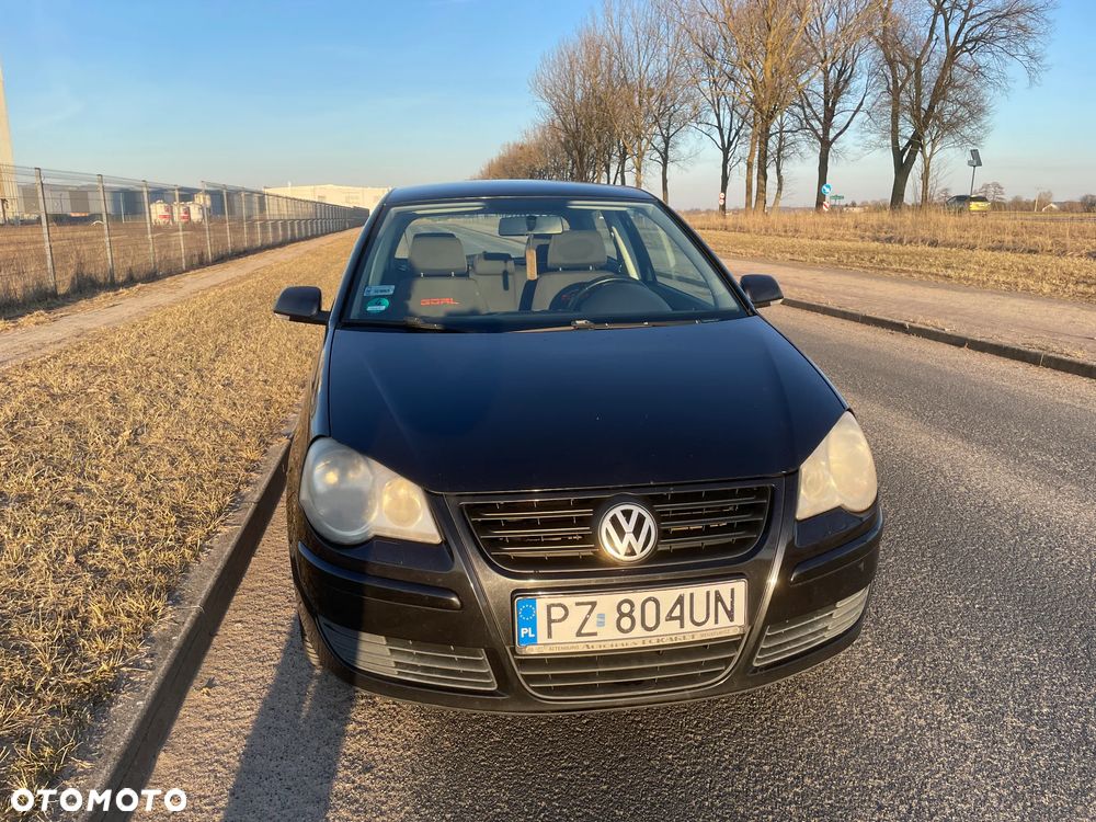 Volkswagen Polo - 1