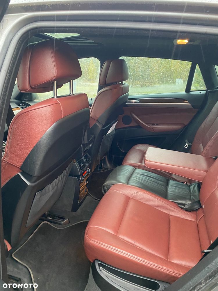 BMW X6 50i xDrive - 15