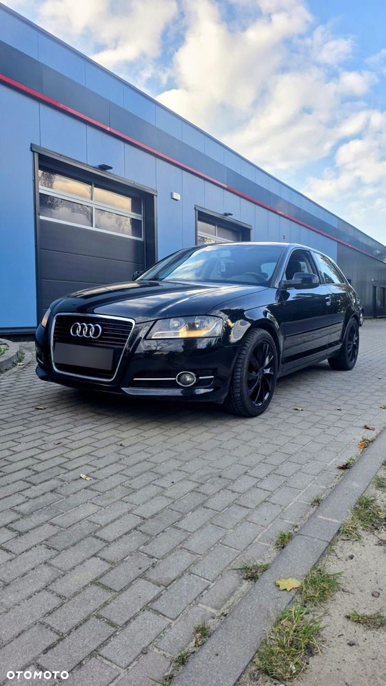 Audi A3 3-drzwiowe 1.6 TDI Ambiente - 1