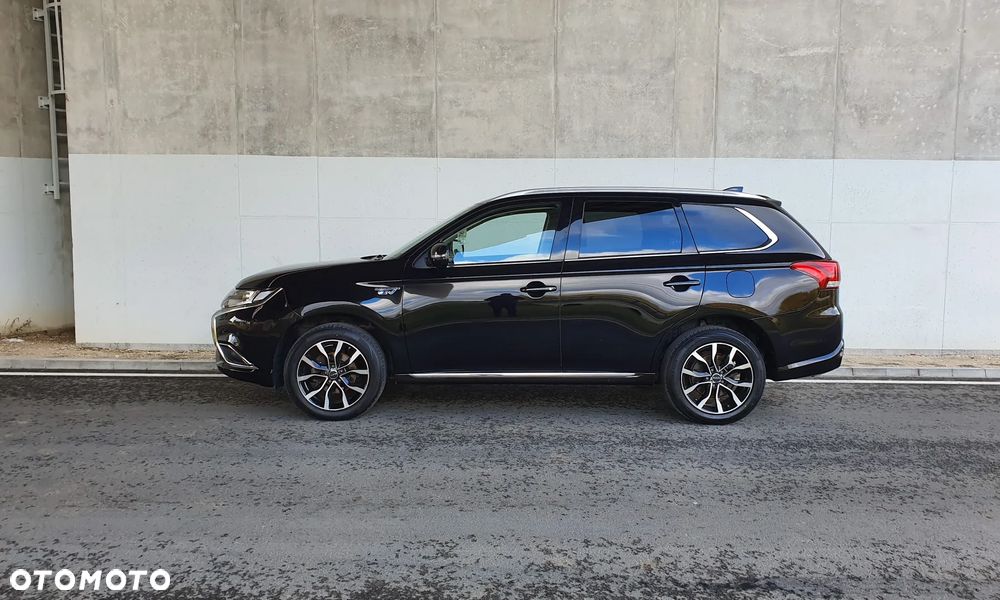 Mitsubishi Outlander Instyle NAVI - 7