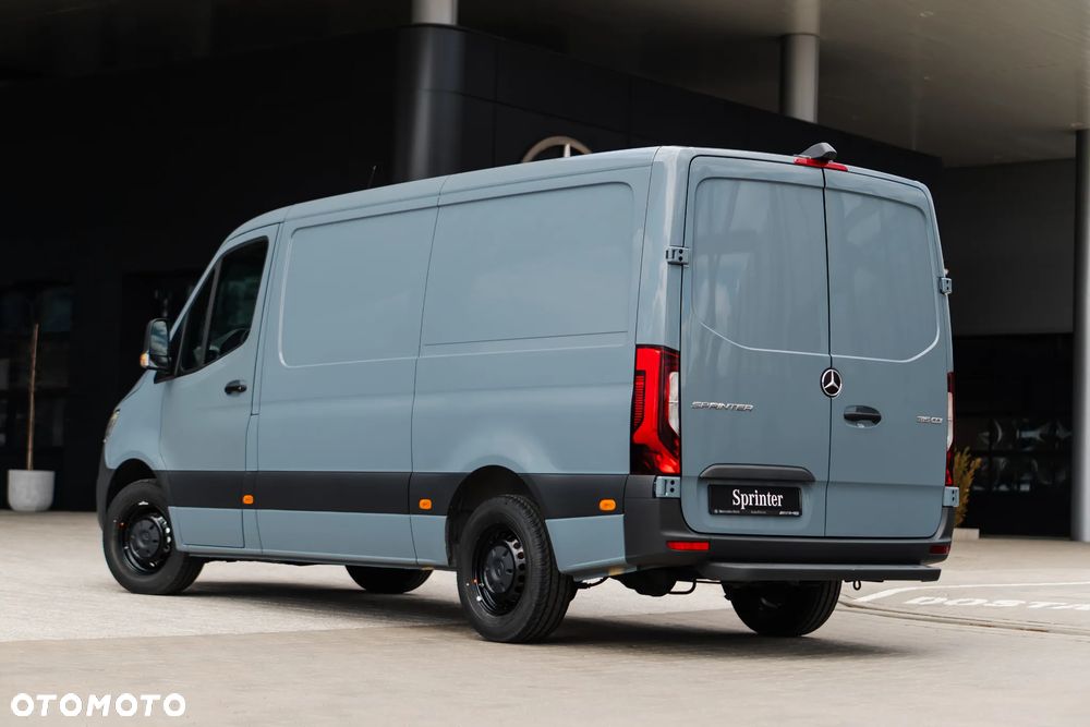 Mercedes-Benz Sprinter - 7
