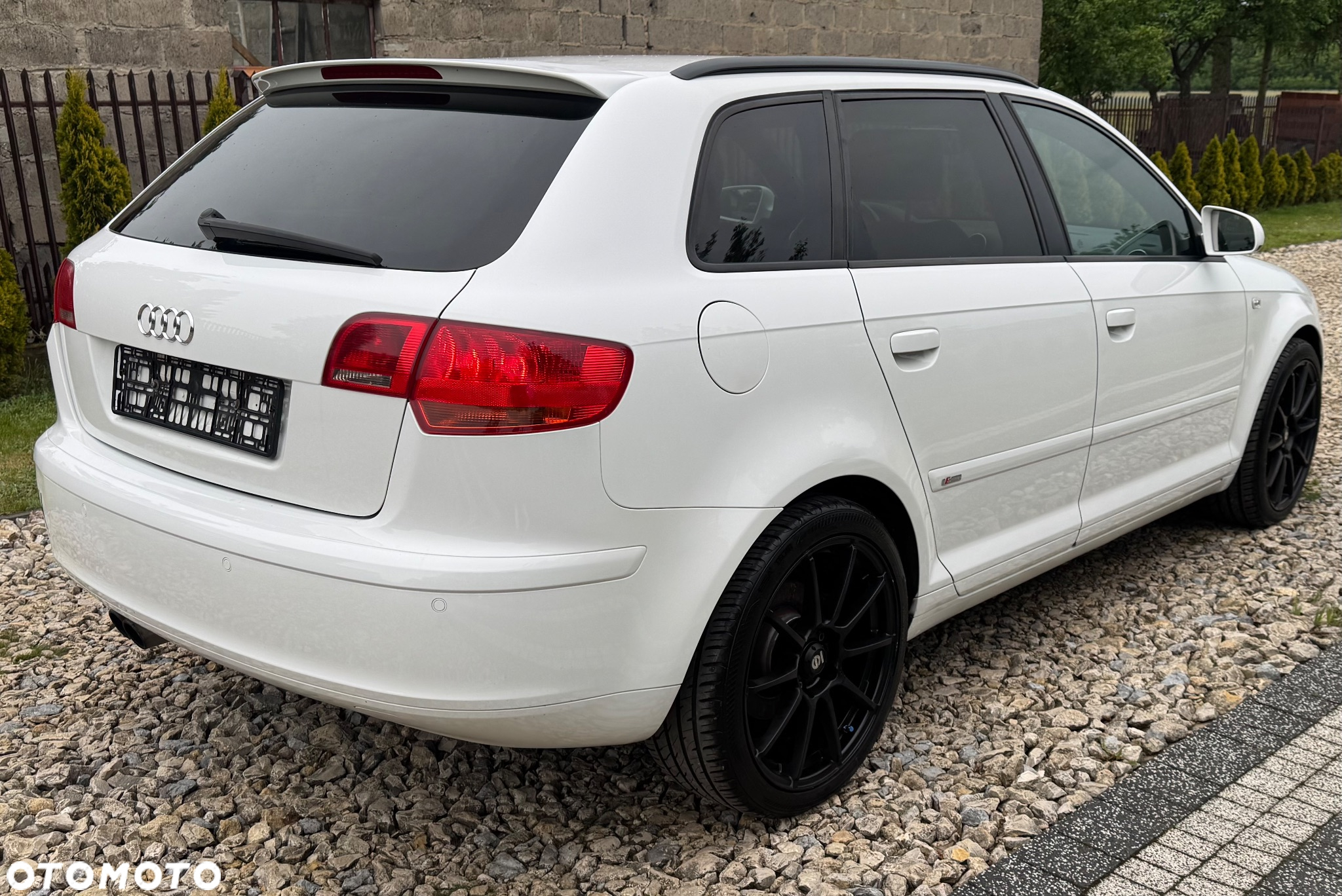 Audi A3 2.0 TFSI quattro Sportback S line Sportpaket plus - 4