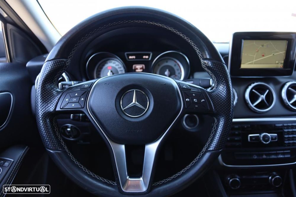 Mercedes-Benz GLA 220 — fotografia 12